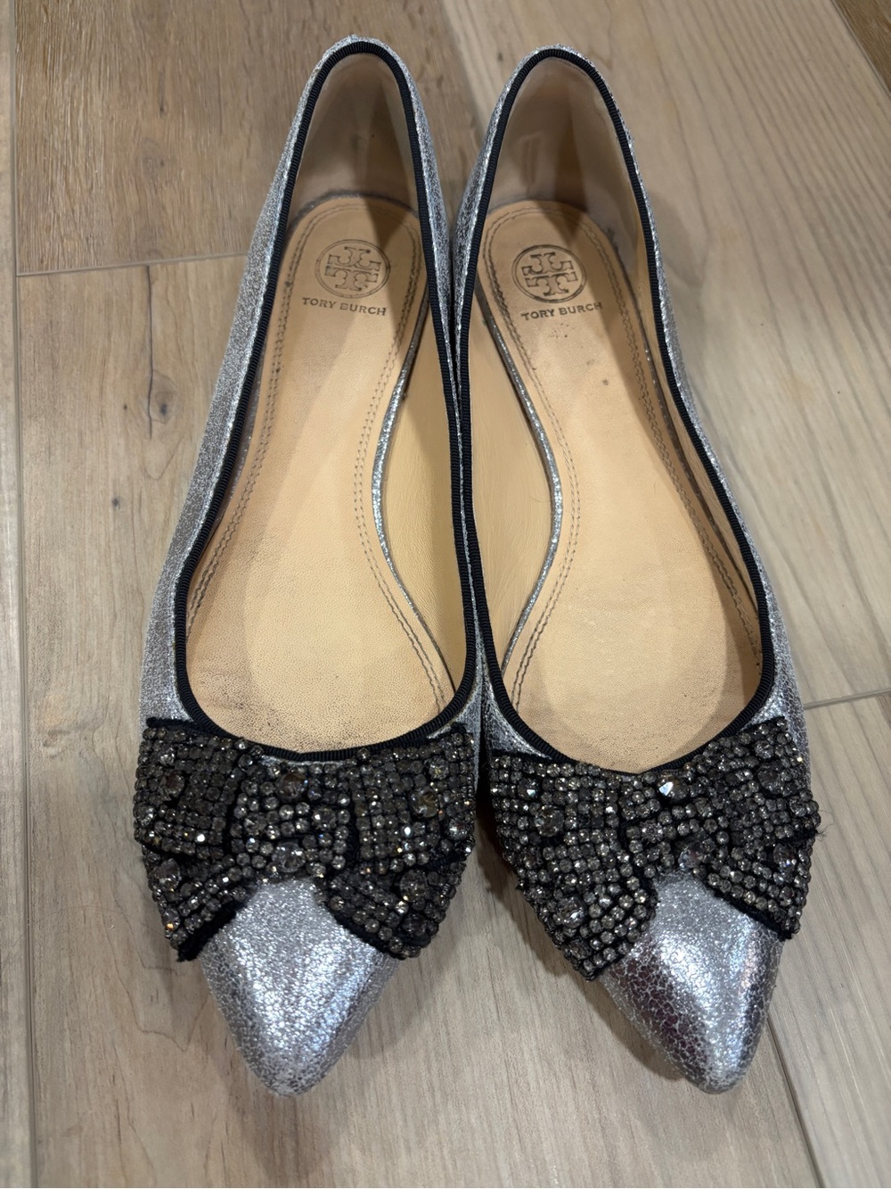 TORY BURCH Vanessa Metallic Crystal Bow Tie Leather Pointed Flats Shoes 10.5